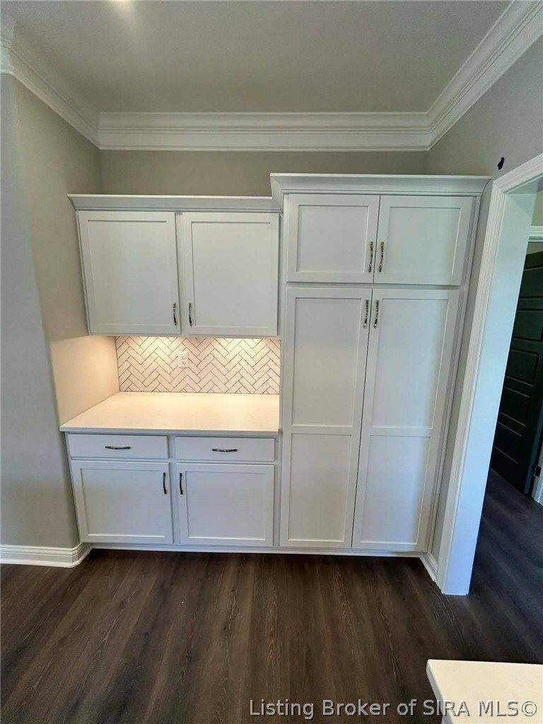 2113 Loop Island Way, New Albany, IN 47150