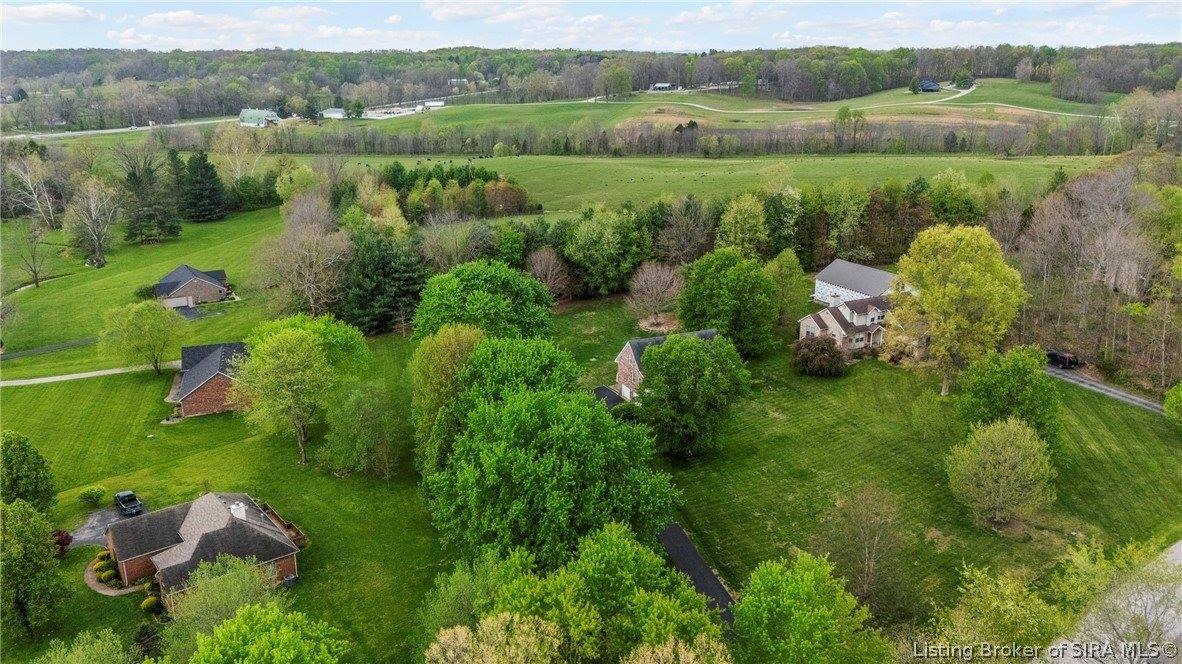 7475 Saddlebrook Court, Greenville, IN 47124