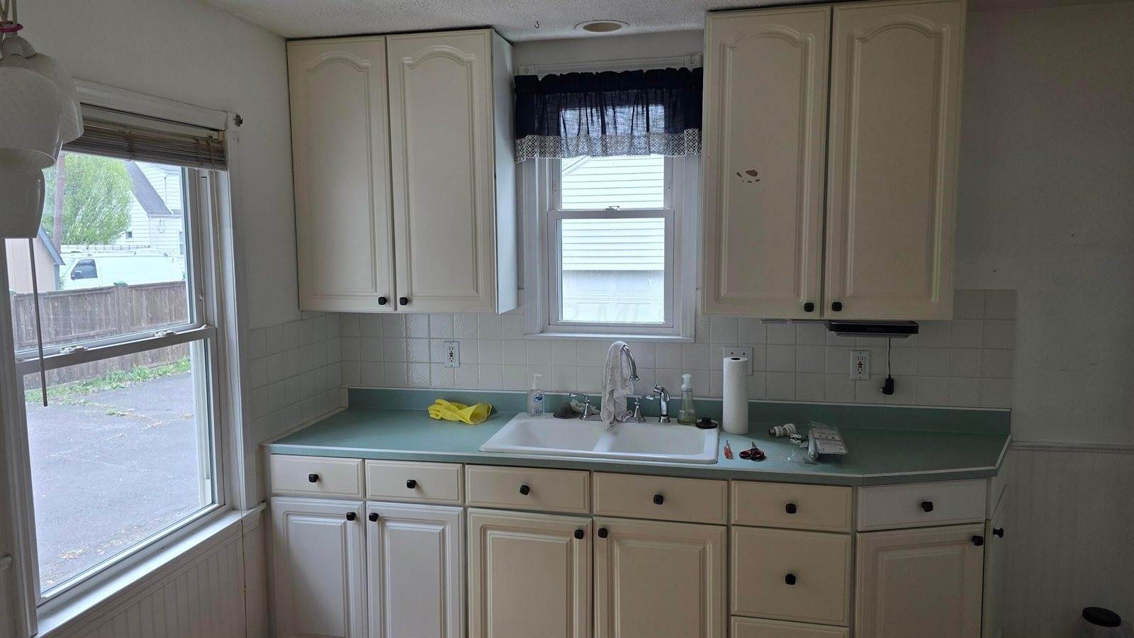 299 East Dominion Boulevard, Columbus, OH 43214