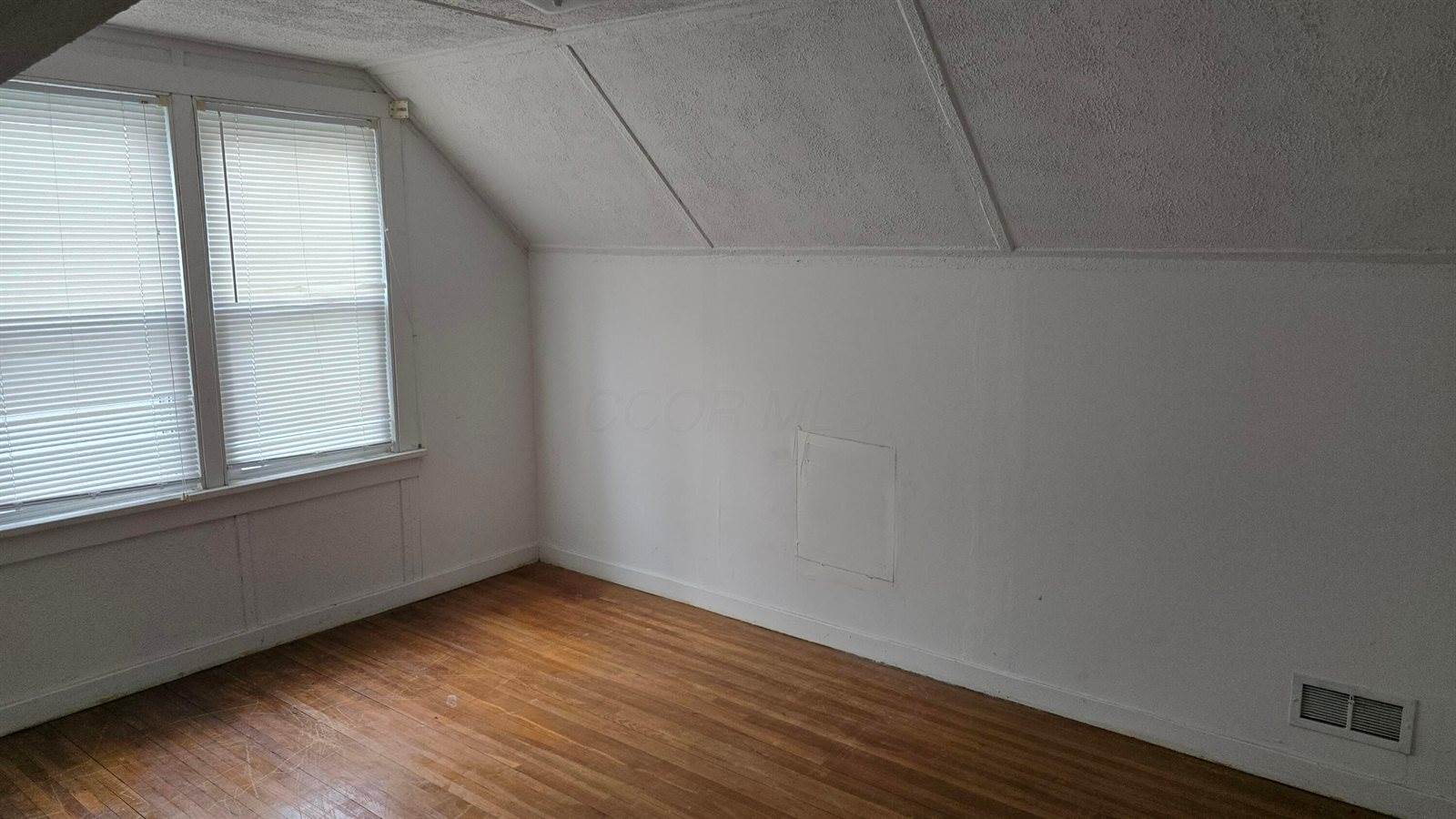 299 East Dominion Boulevard, Columbus, OH 43214