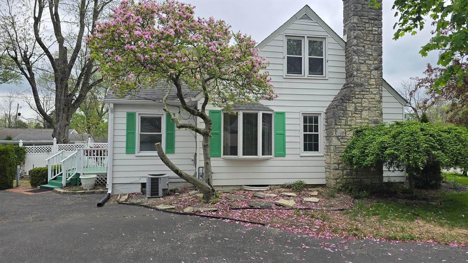 299 East Dominion Boulevard, Columbus, OH 43214