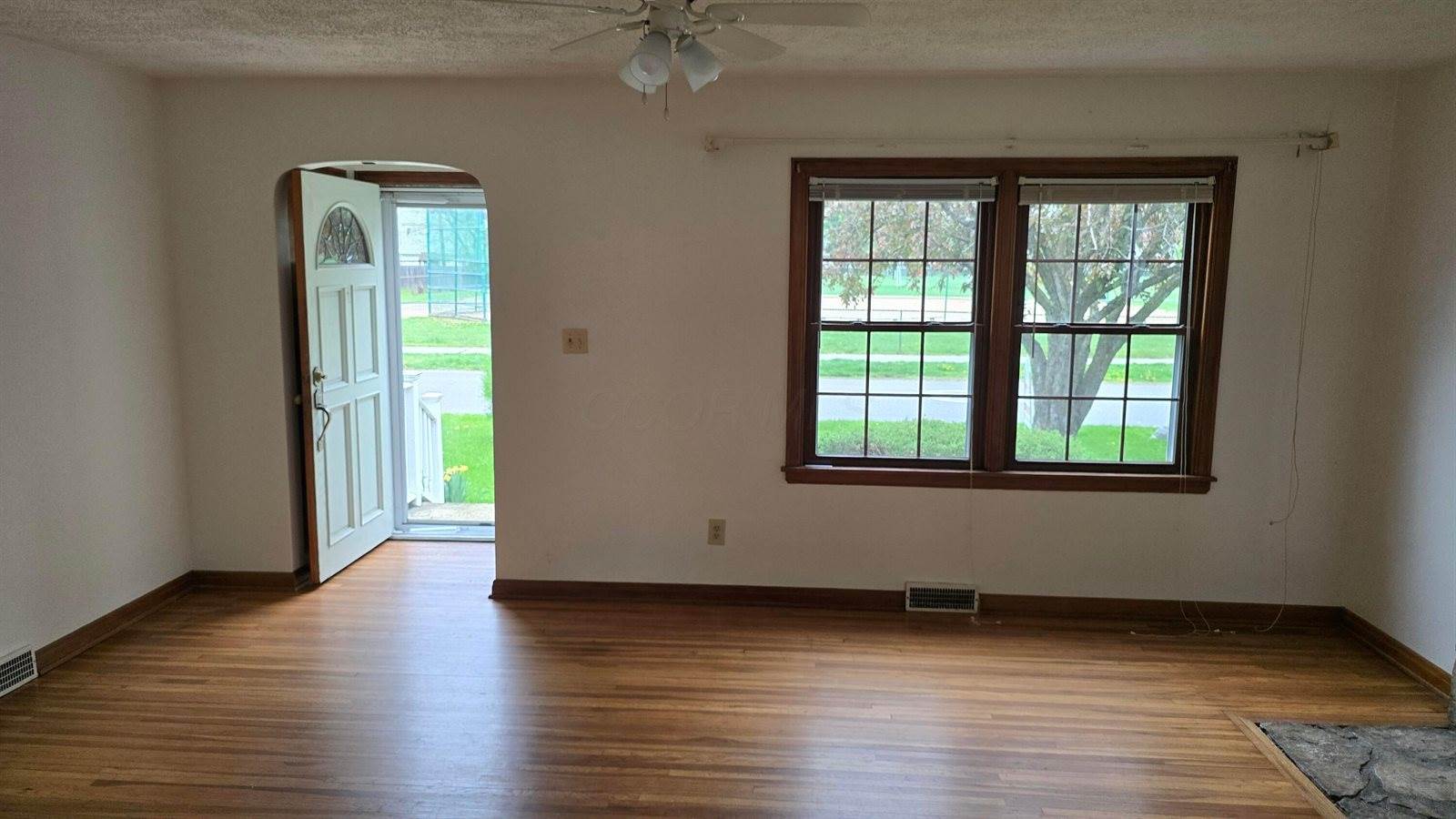 299 East Dominion Boulevard, Columbus, OH 43214