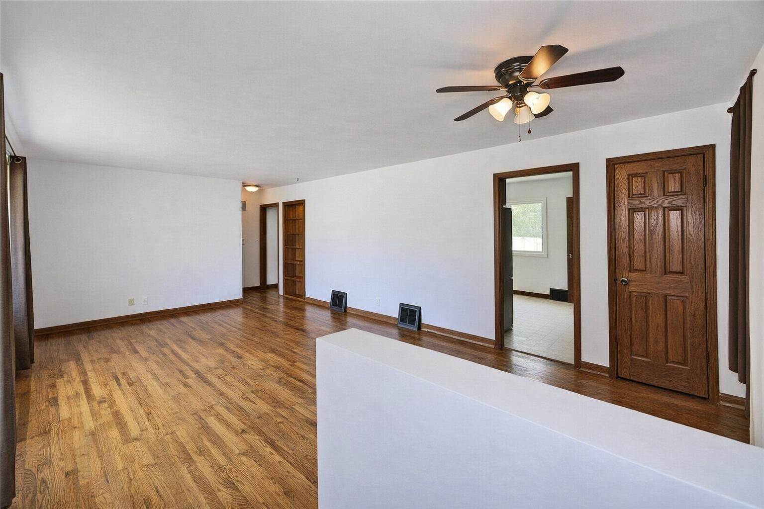 2618 James Blvd, Racine, WI 53403