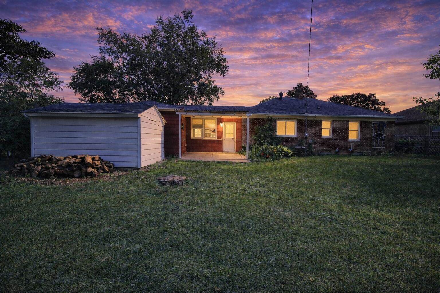 2618 James Blvd, Racine, WI 53403