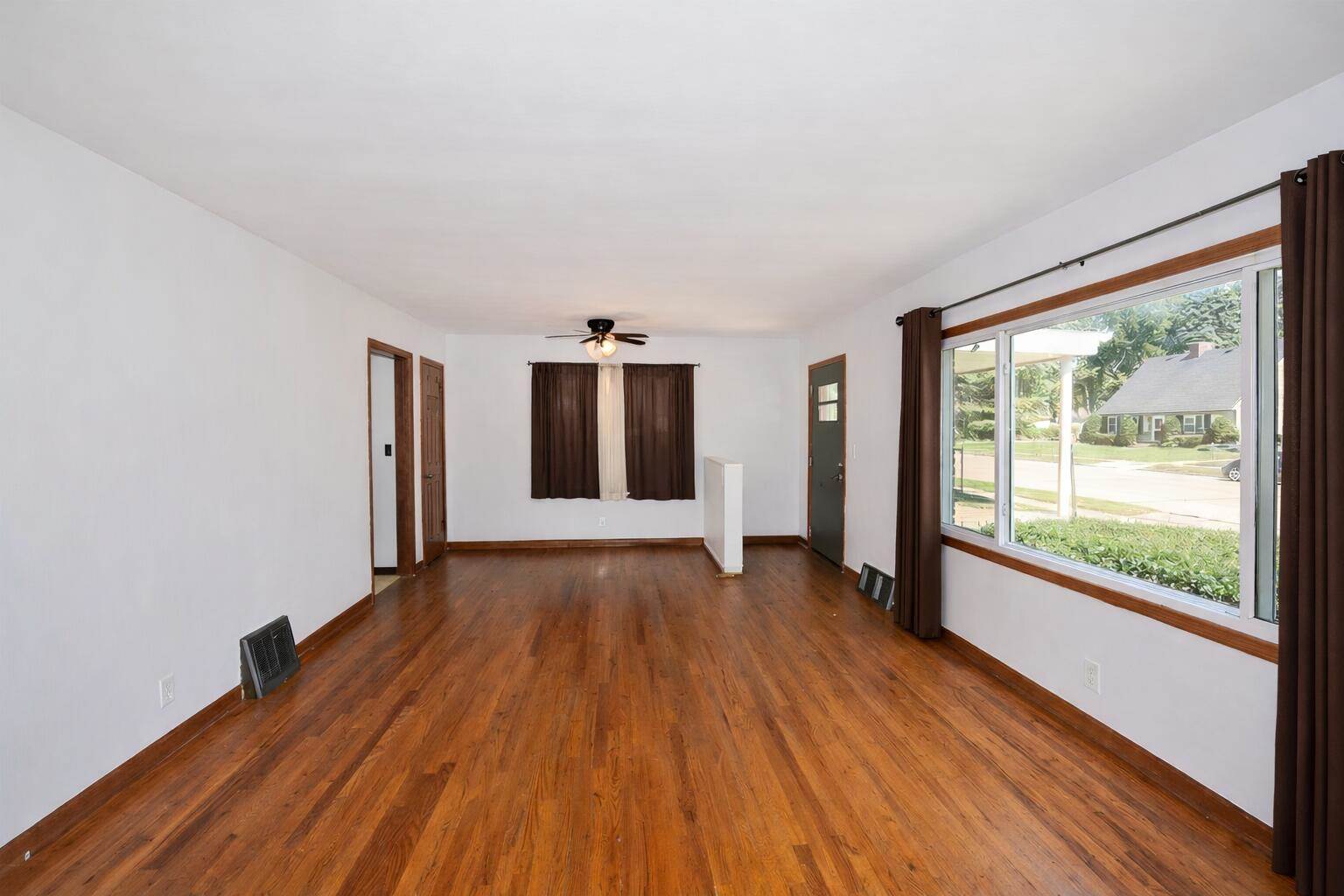 2618 James Blvd, Racine, WI 53403