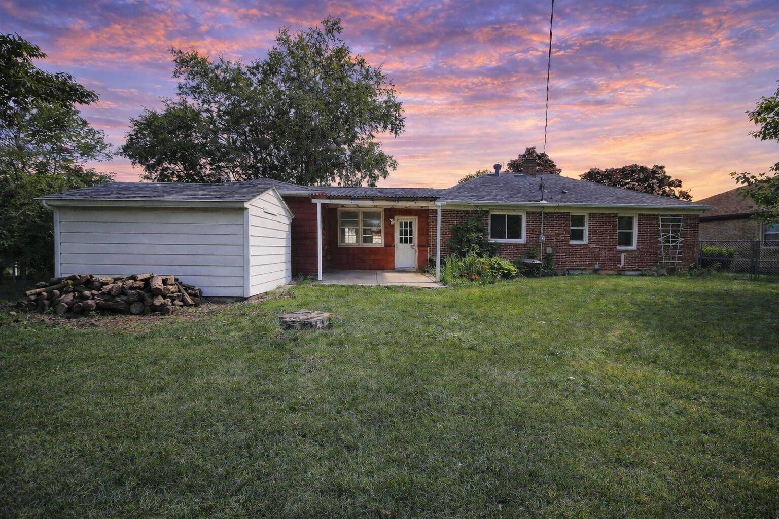 2618 James Blvd, Racine, WI 53403