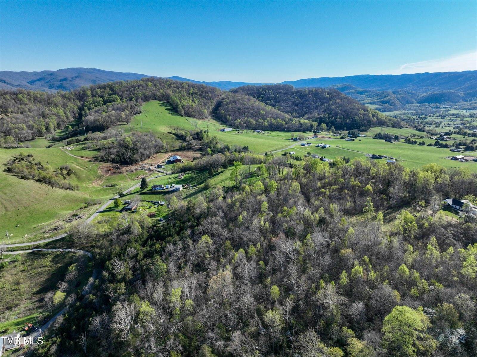 2058 Siam Road, Elizabethton, TN 37643