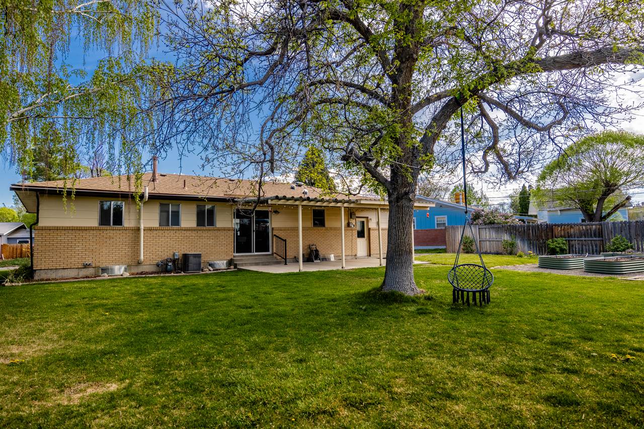 1516 Chatam Drive, Montrose, CO 81401