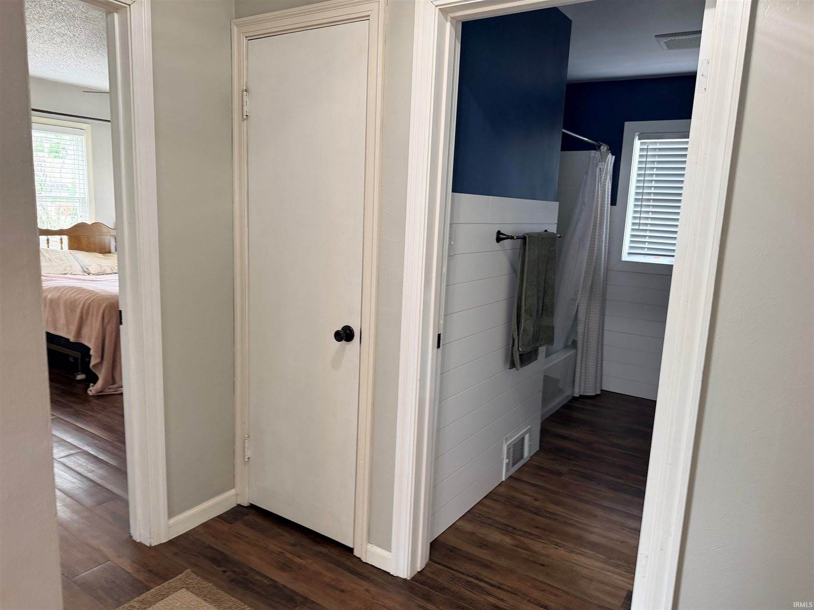 6816 E Jackson Street, Muncie, IN 47303