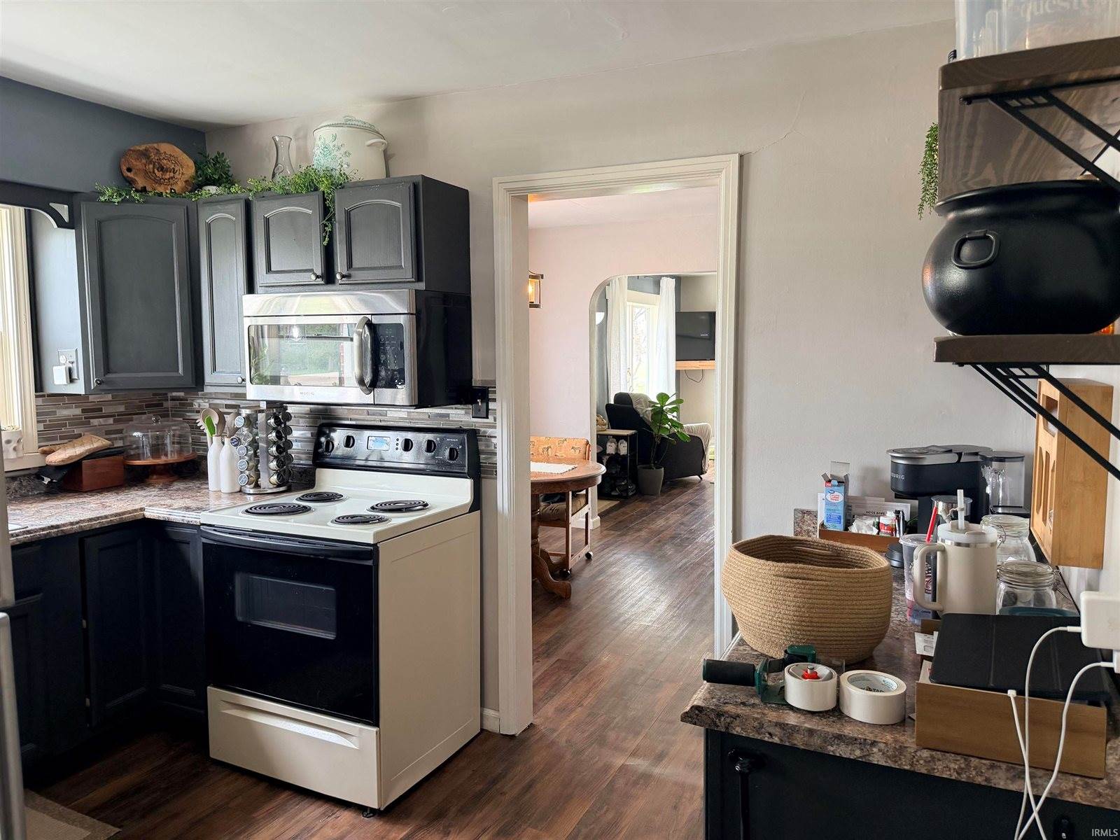 6816 E Jackson Street, Muncie, IN 47303