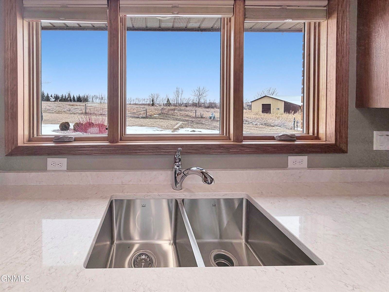 14090 47th Lane NW, #310, Williston, ND 58801