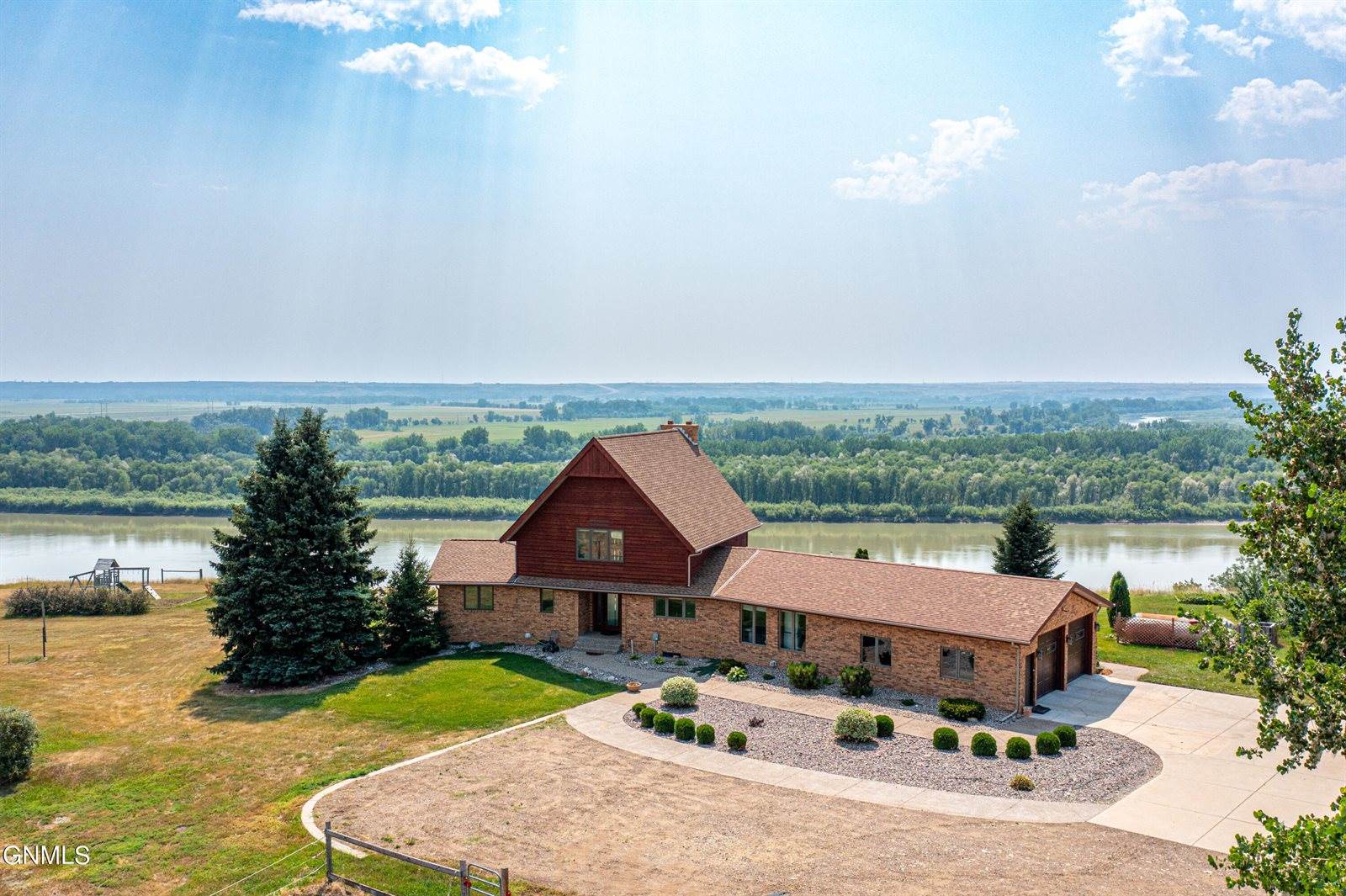 14090 47th Lane NW, #310, Williston, ND 58801