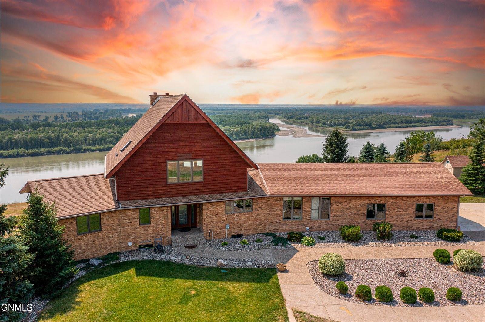 14090 47th Lane NW, #310, Williston, ND 58801