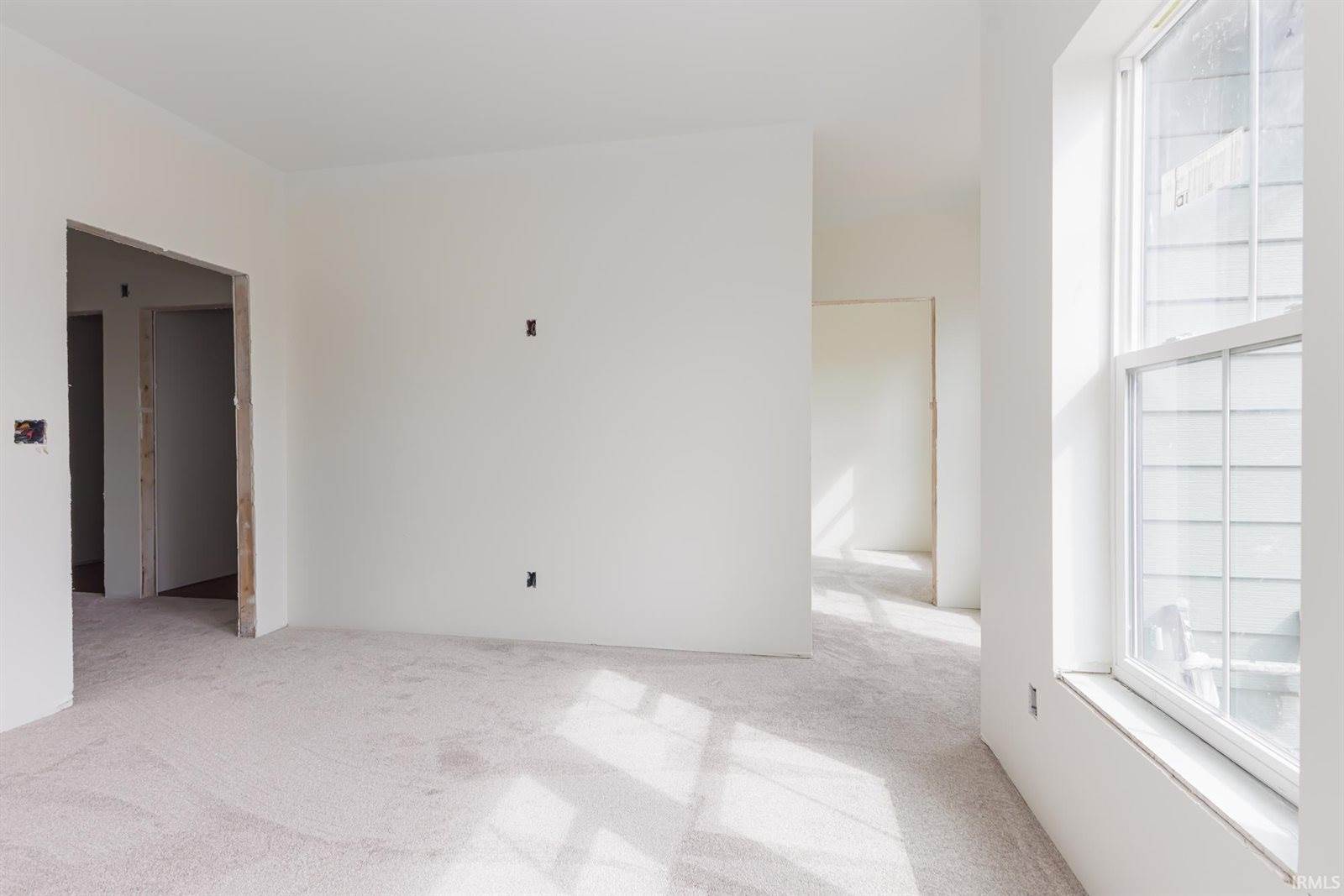 718 N Walnut Street, Muncie, IN 47305