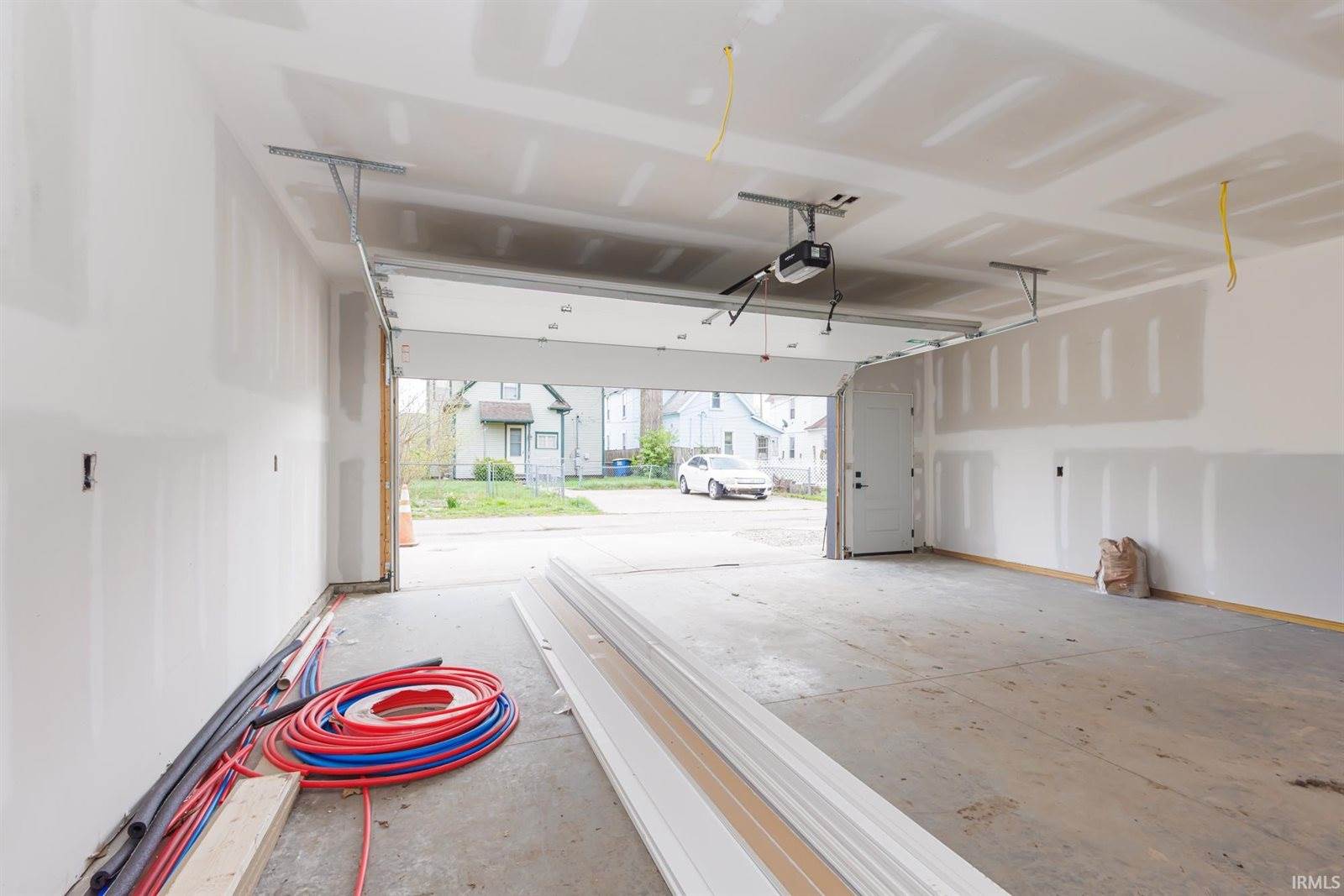 718 N Walnut Street, Muncie, IN 47305