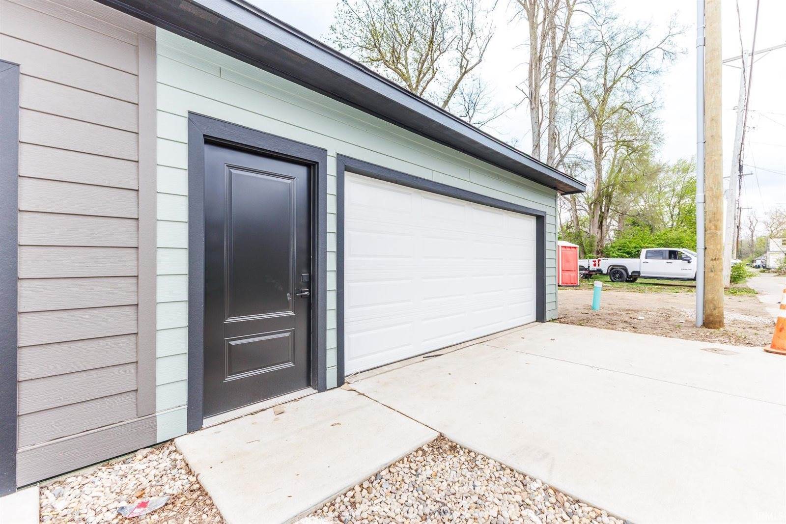 718 N Walnut Street, Muncie, IN 47305