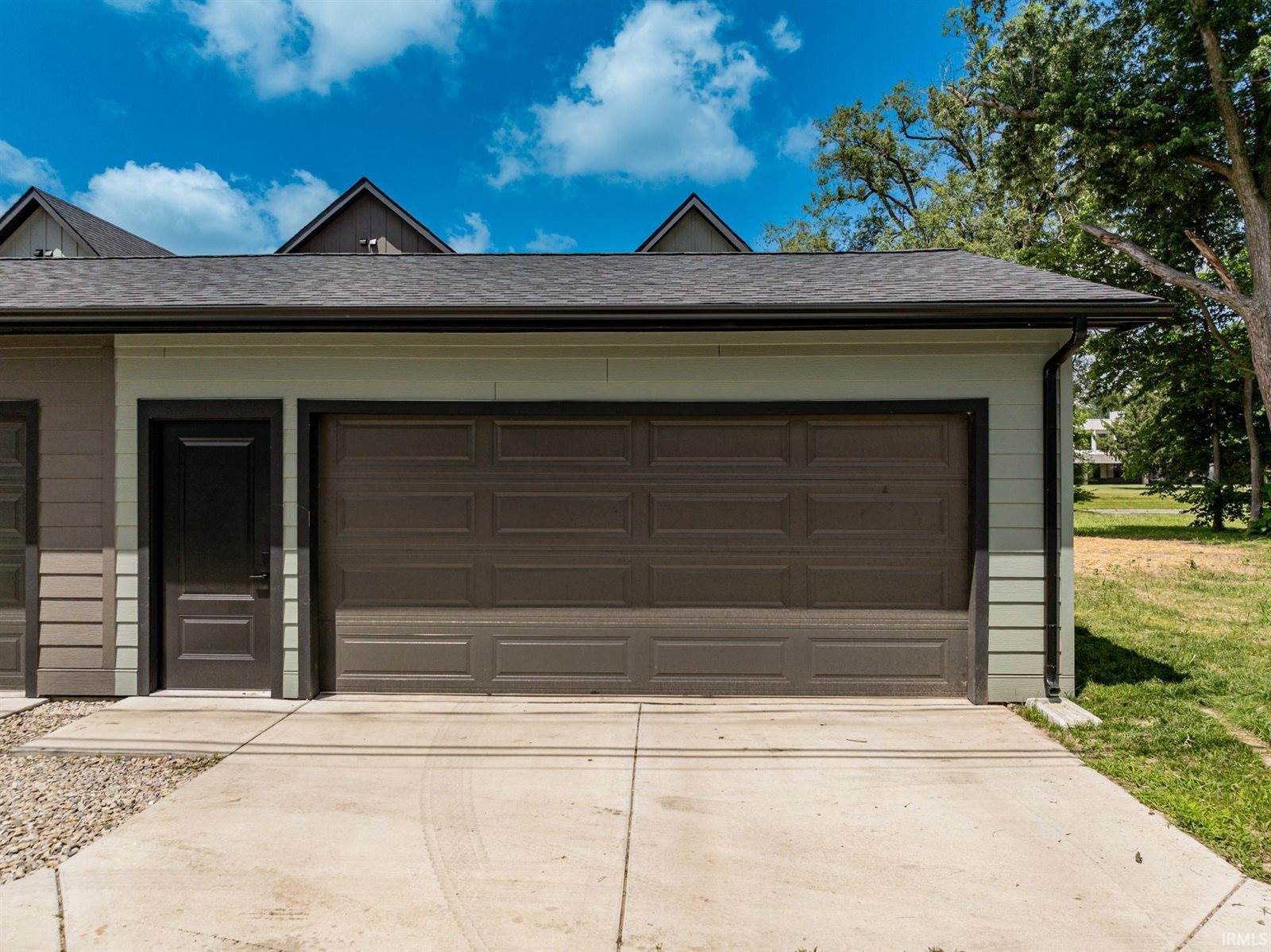 718 N Walnut Street, Muncie, IN 47305