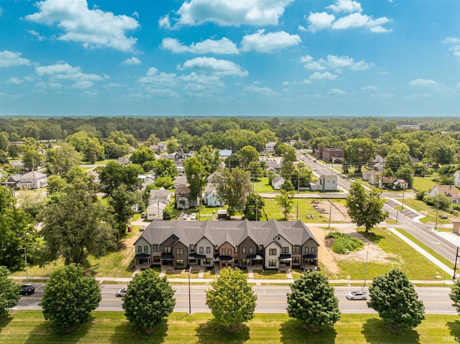 718 N Walnut Street, Muncie, IN 47305