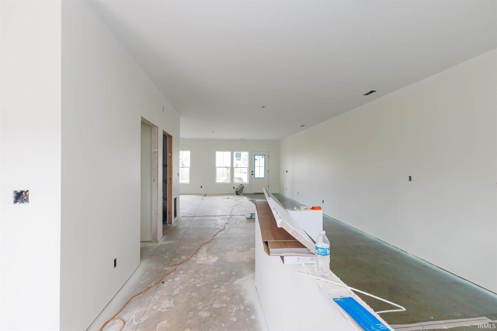 718 N Walnut Street, Muncie, IN 47305