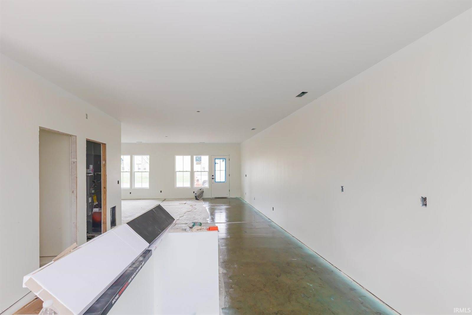 718 N Walnut Street, Muncie, IN 47305