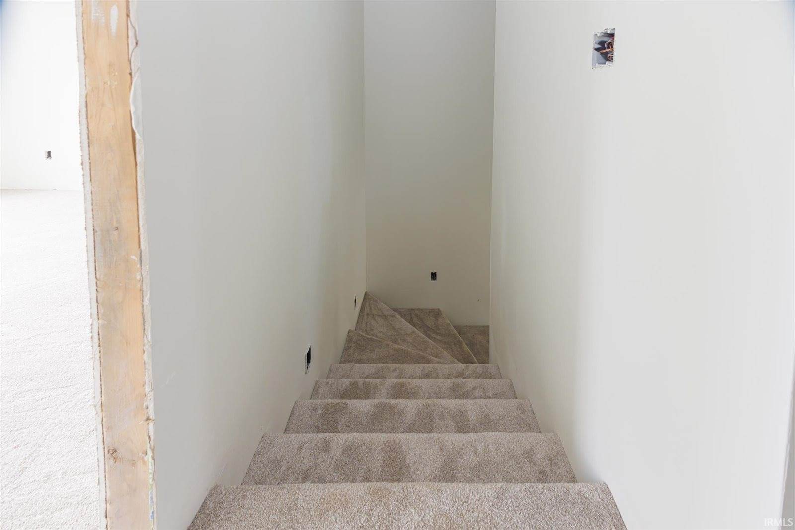 718 N Walnut Street, Muncie, IN 47305