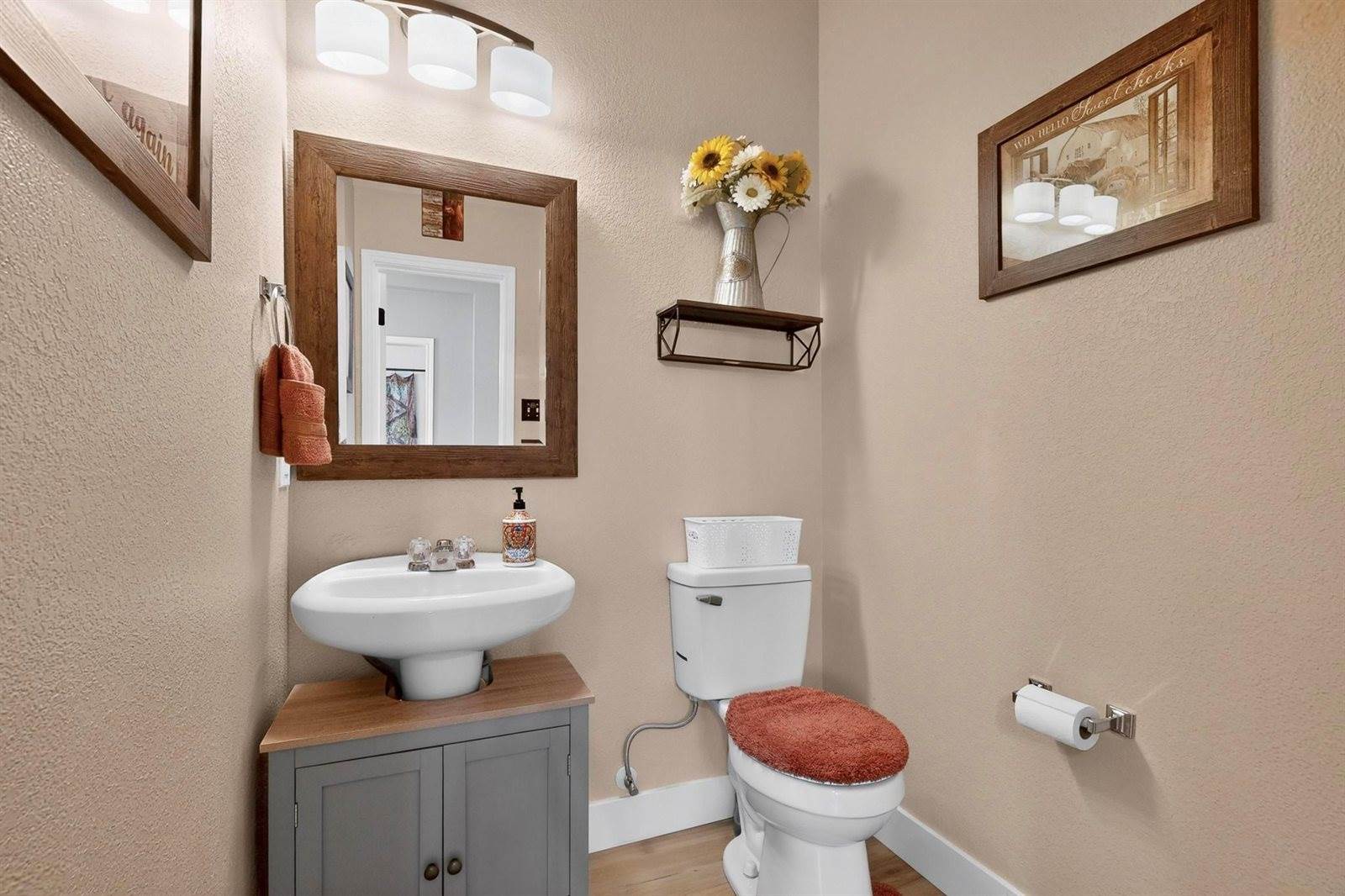 609 Alta Vista Dr, Leander, TX 78641