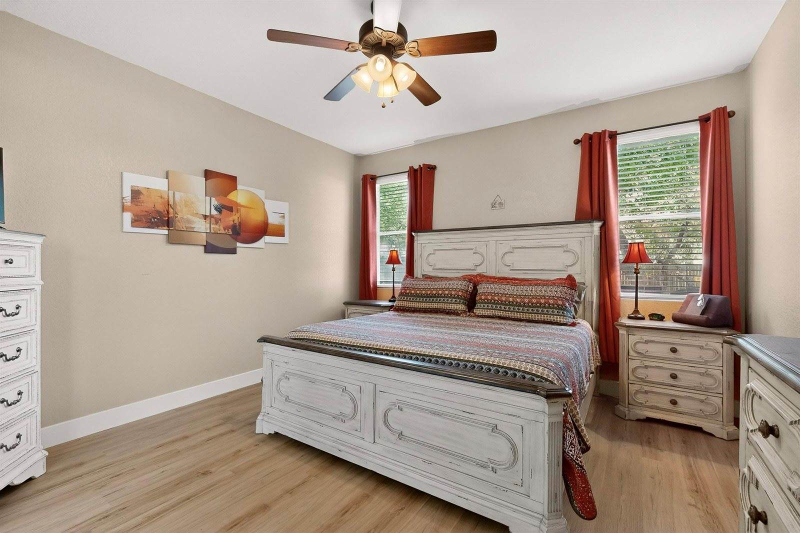 609 Alta Vista Dr, Leander, TX 78641