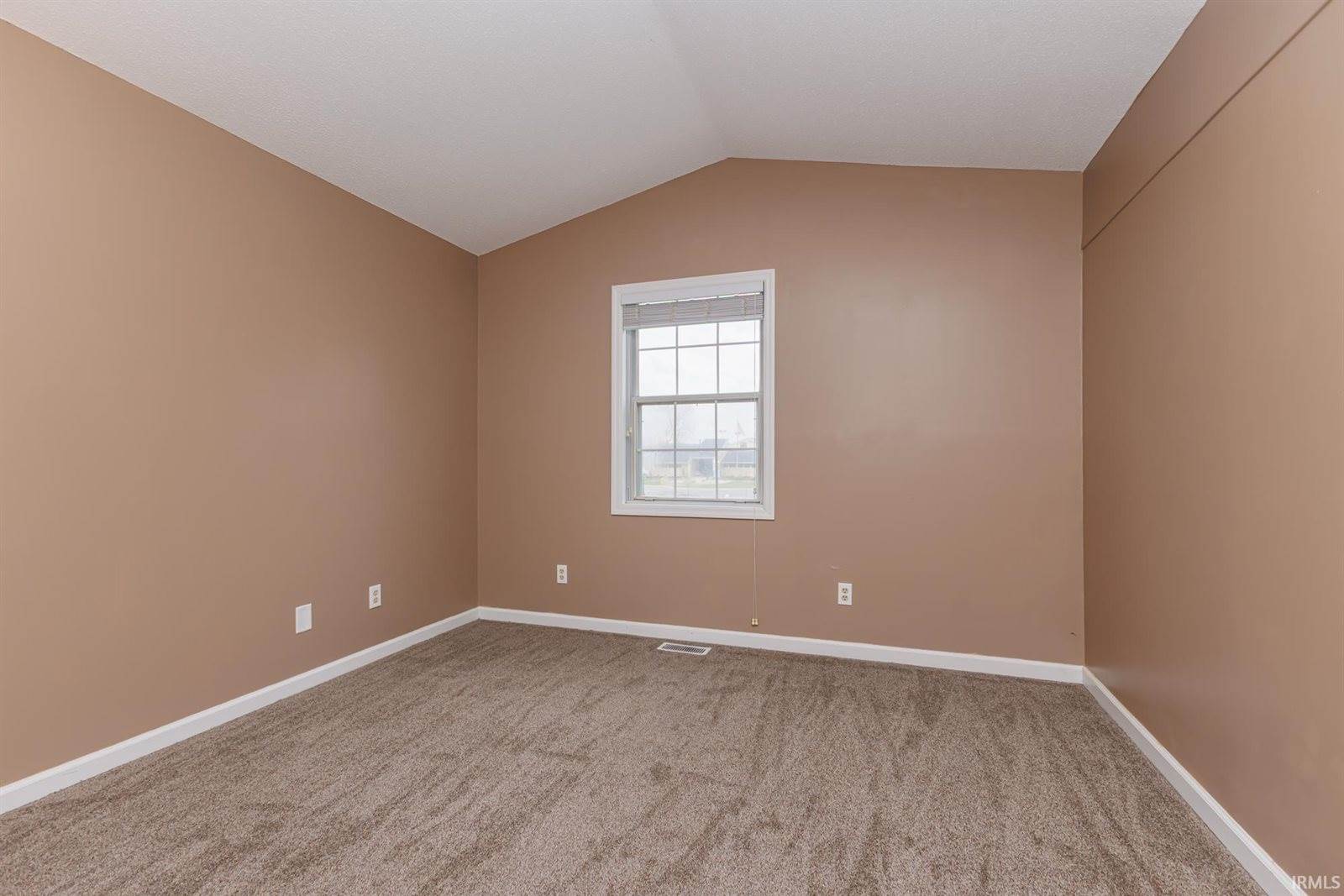 3600 N Lakeside Drive, Muncie, IN 47304