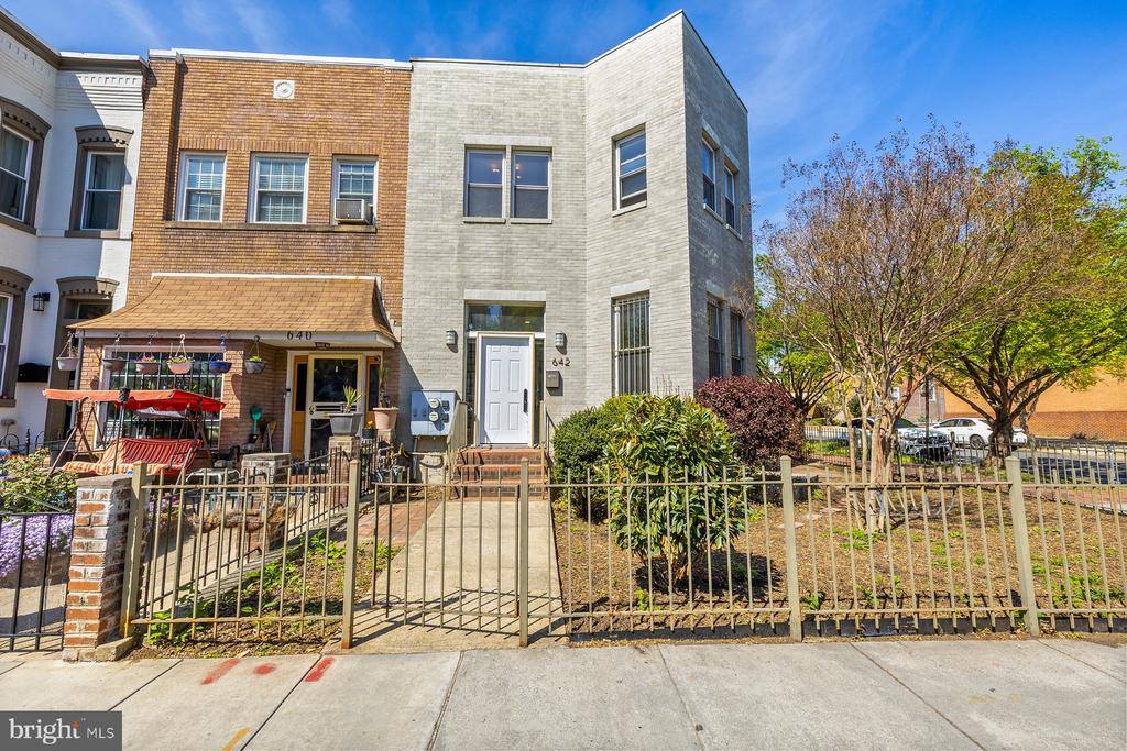 642 15TH Street NE, #2, Washington, DC 20002