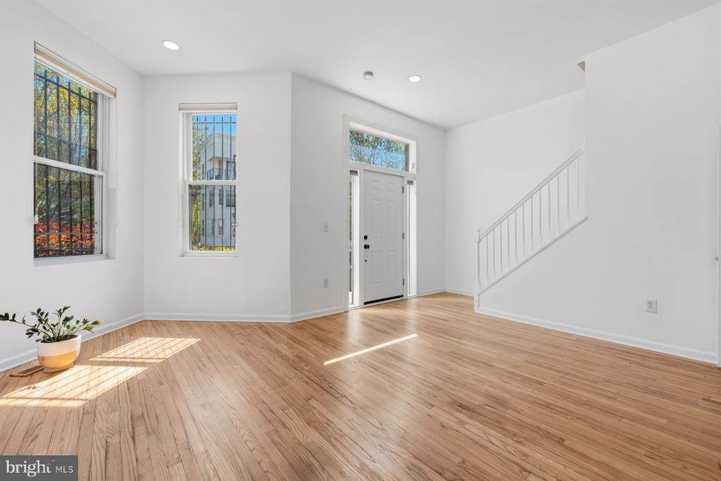 642 15TH Street NE, #2, Washington, DC 20002