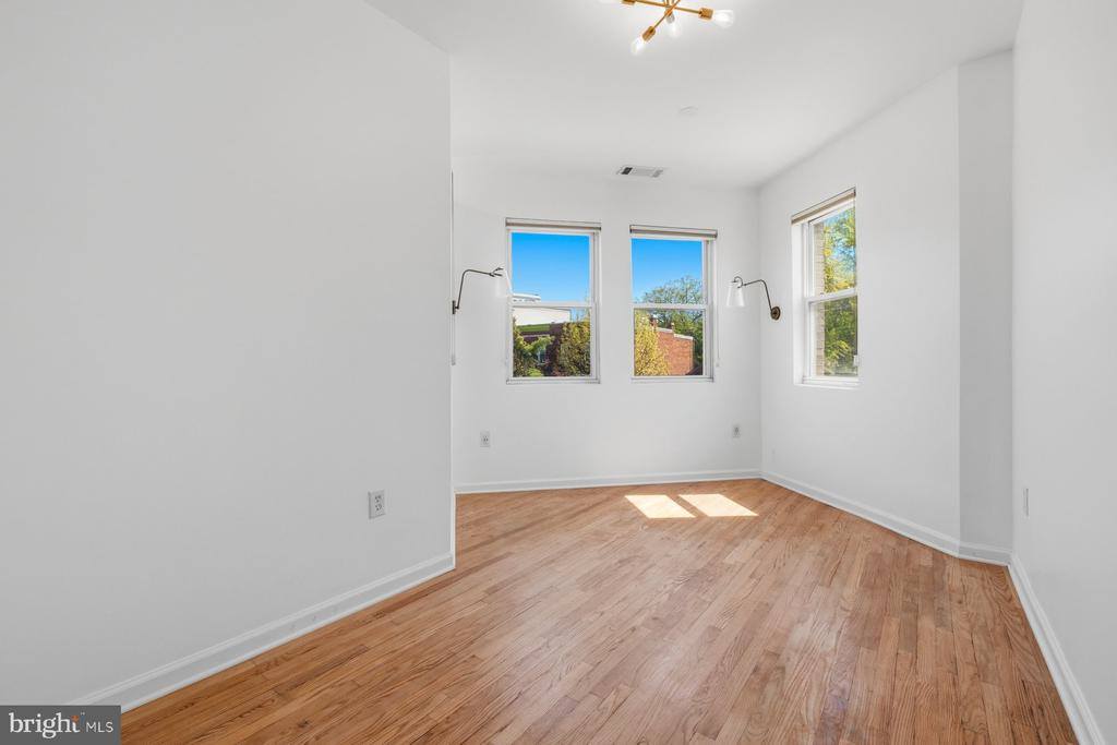 642 15TH Street NE, #2, Washington, DC 20002