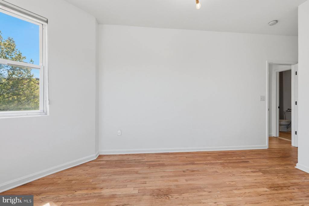 642 15TH Street NE, #2, Washington, DC 20002