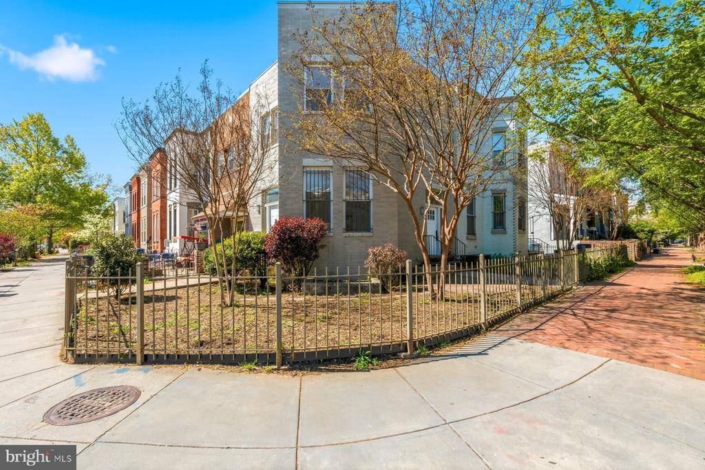 642 15TH Street NE, #2, Washington, DC 20002