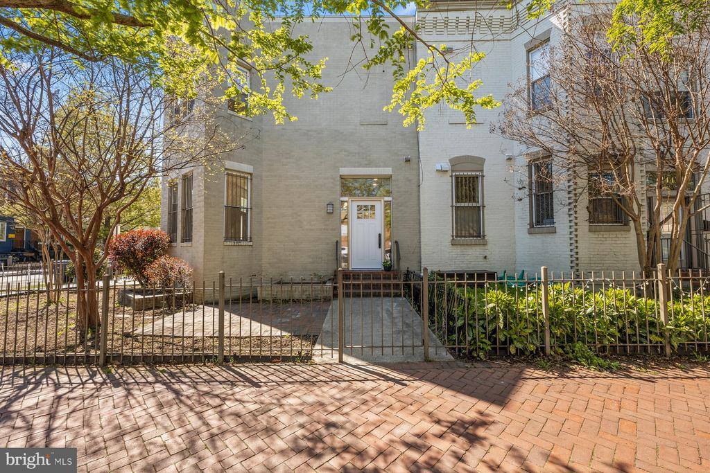 642 15TH Street NE, #2, Washington, DC 20002