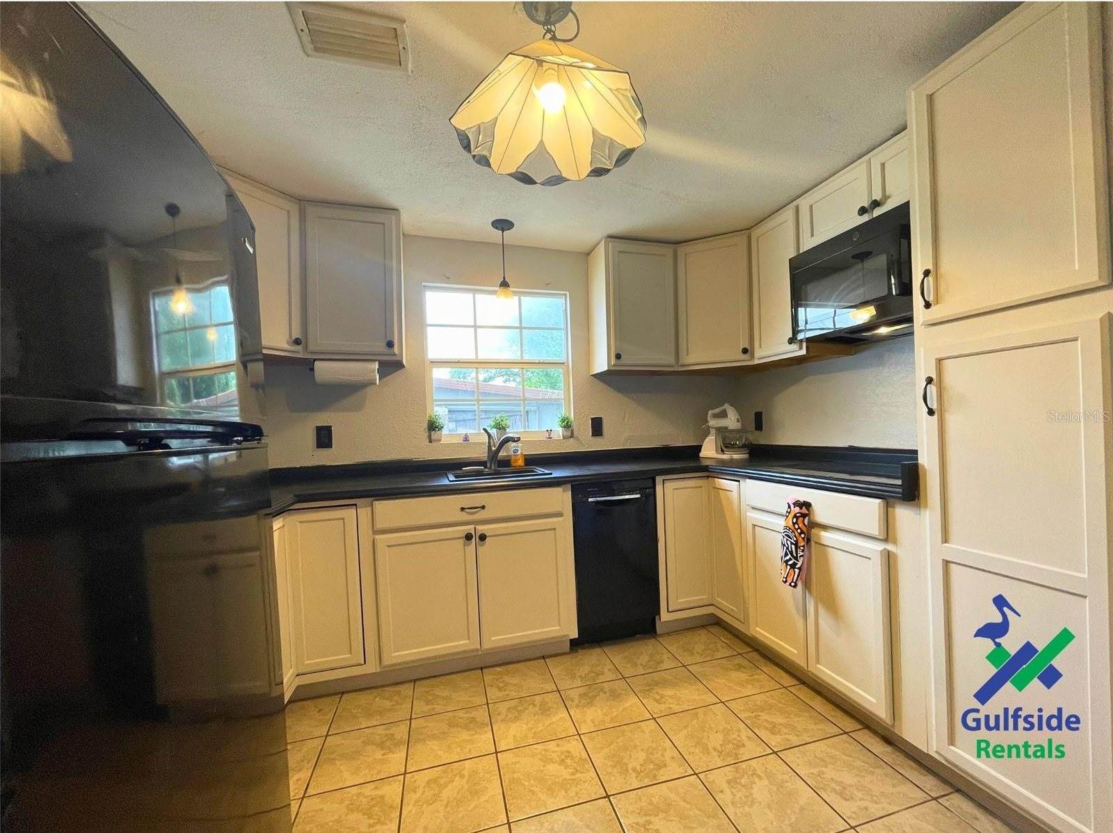 4801 71ST Street North, Saint Petersburg, FL 33709