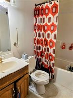 8 Veros Way, Winterport, ME 04496