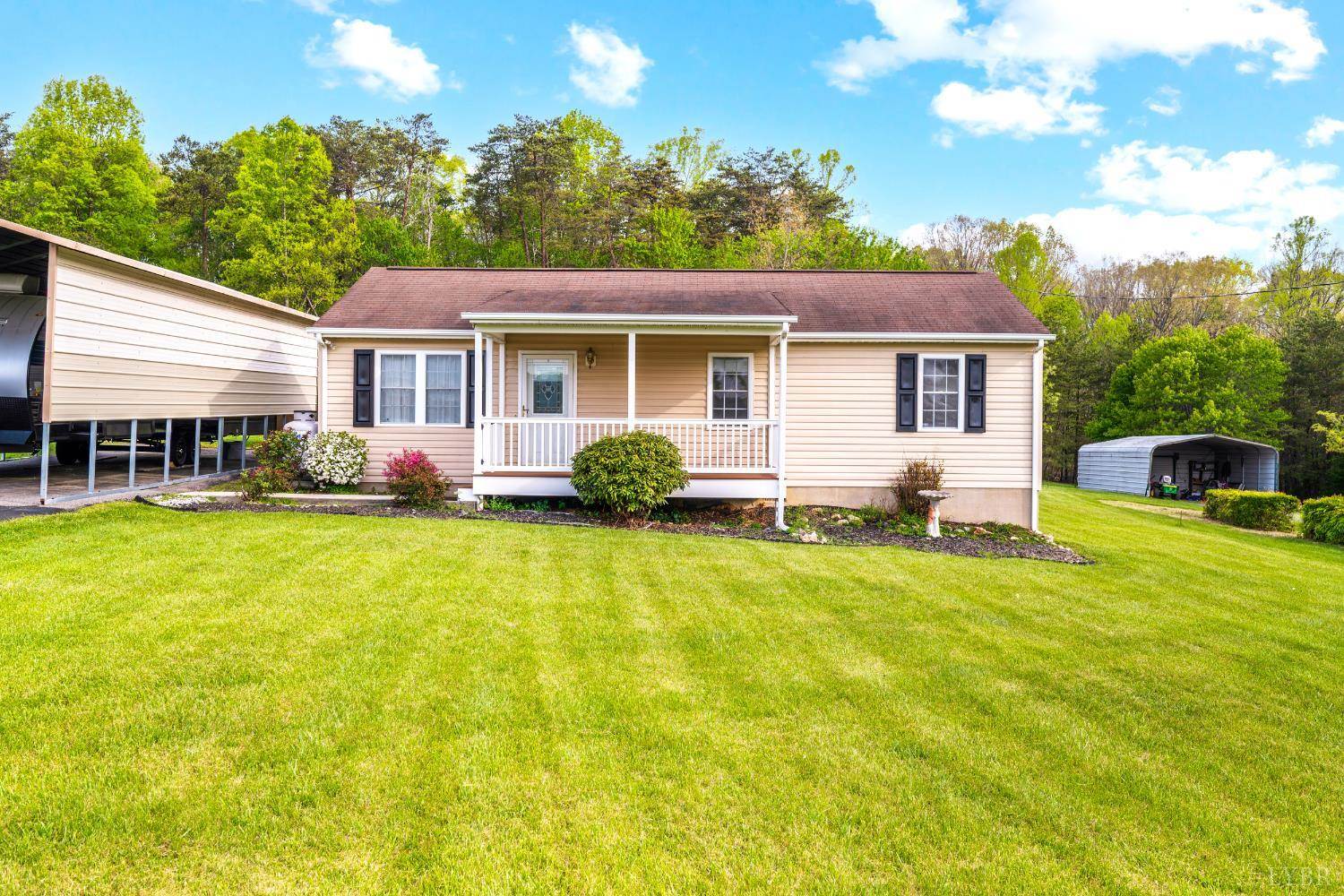 744 Russell Woods Drive, Lynchburg, VA 24502