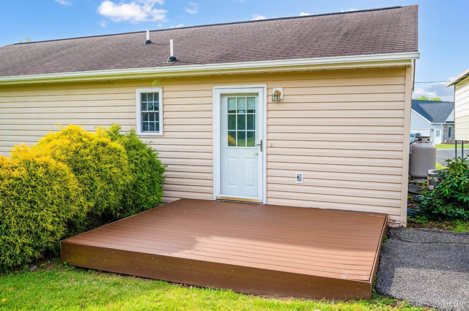 744 Russell Woods Drive, Lynchburg, VA 24502