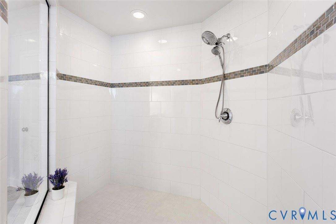 1318 Miners Trail Road, Midlothian, VA 23114