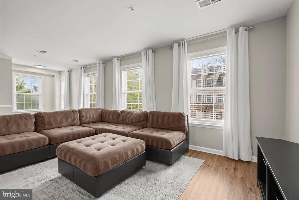 11214 Wortham Crest Circle, Manassas, VA 20109