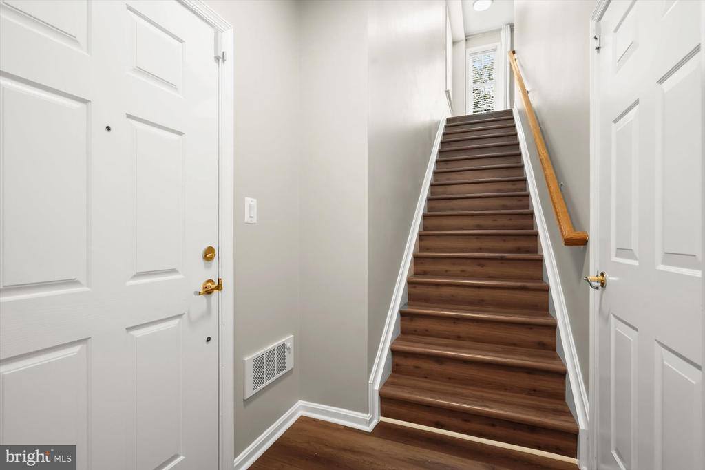 11214 Wortham Crest Circle, Manassas, VA 20109