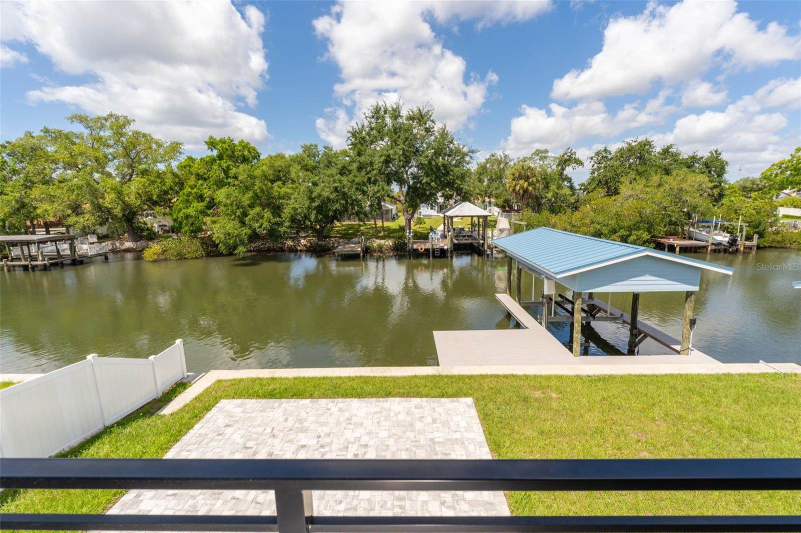 8717 Driftwood Drive, Tampa, FL 33615