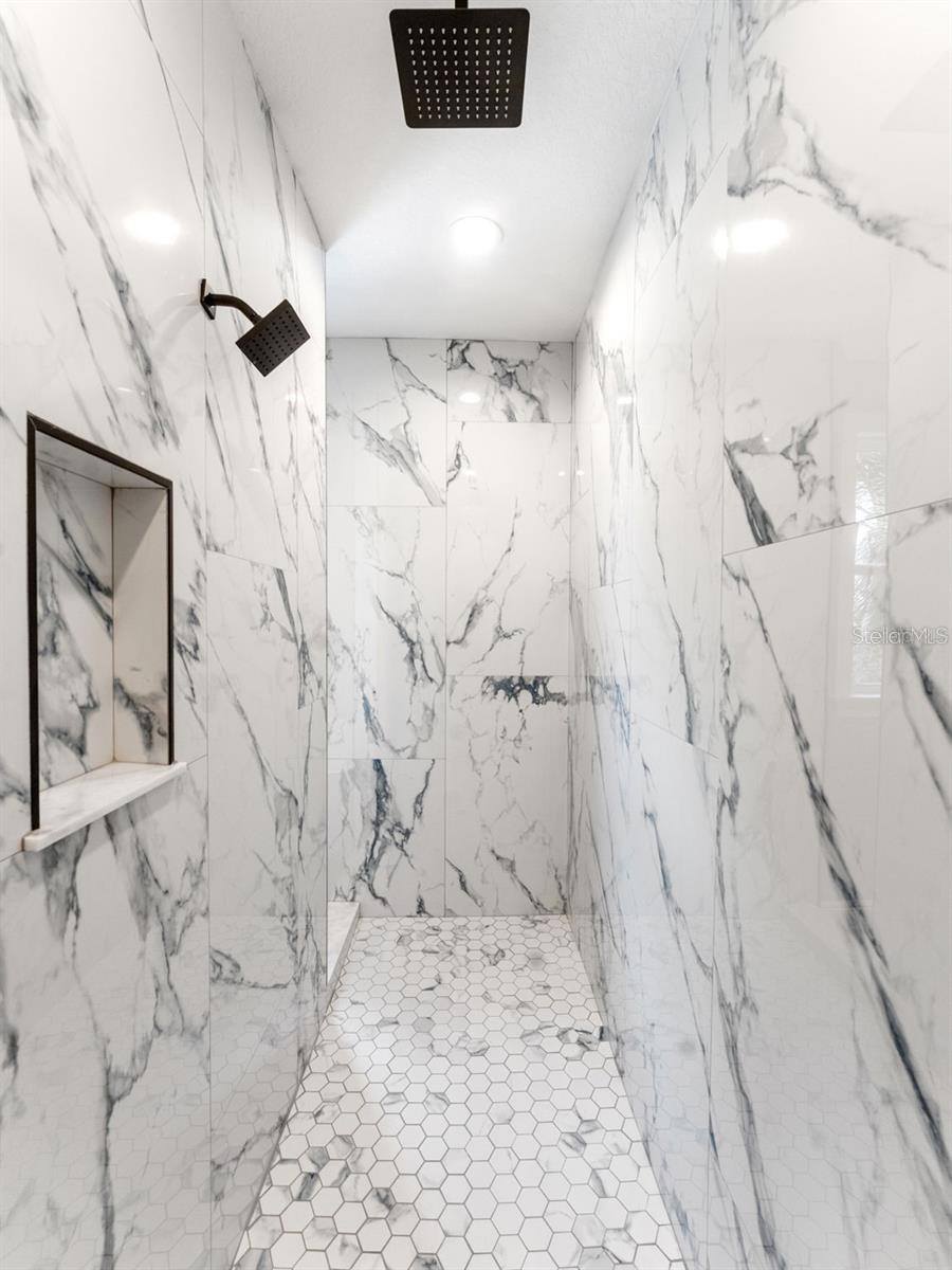 8717 Driftwood Drive, Tampa, FL 33615