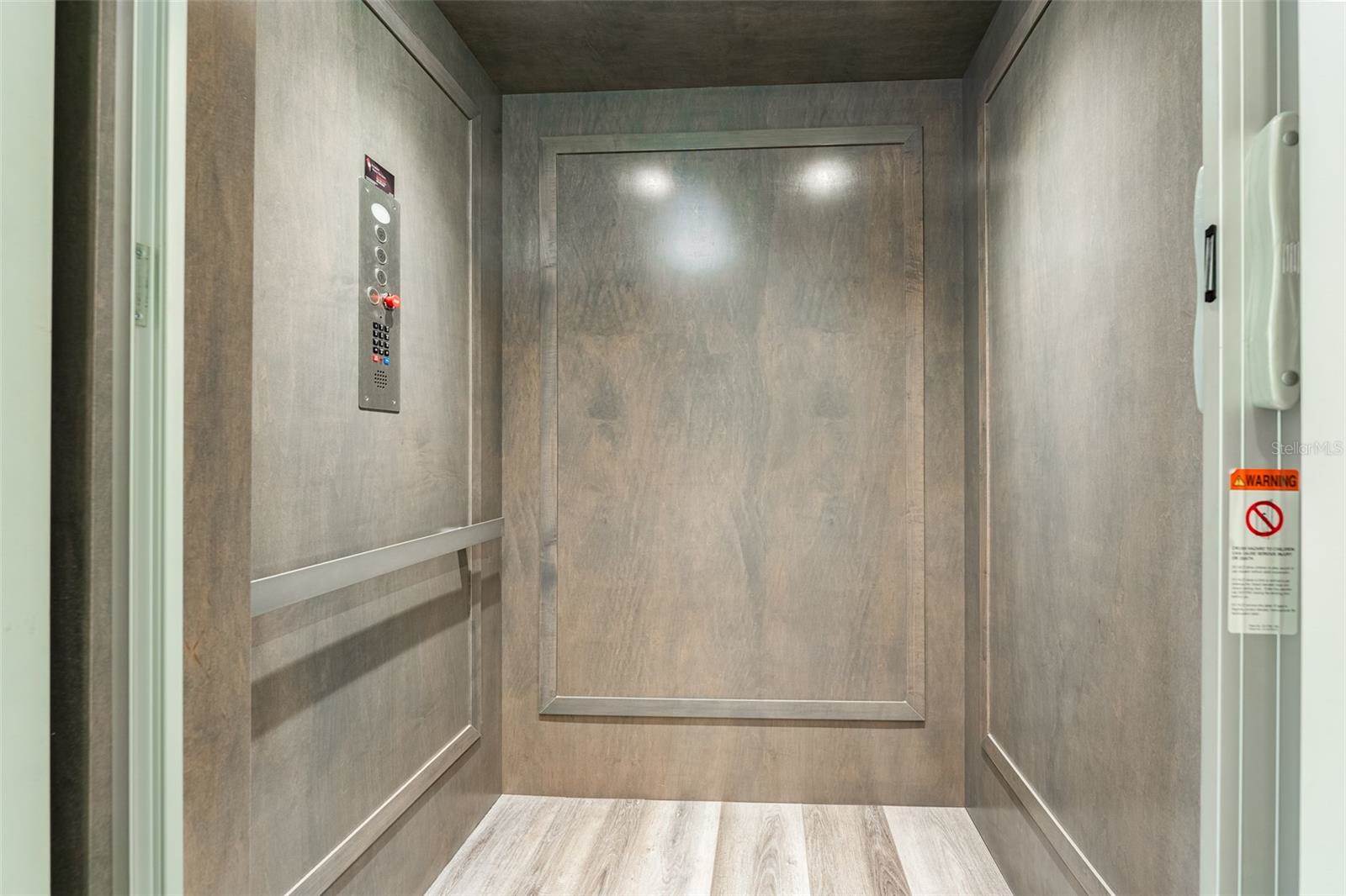 8717 Driftwood Drive, Tampa, FL 33615