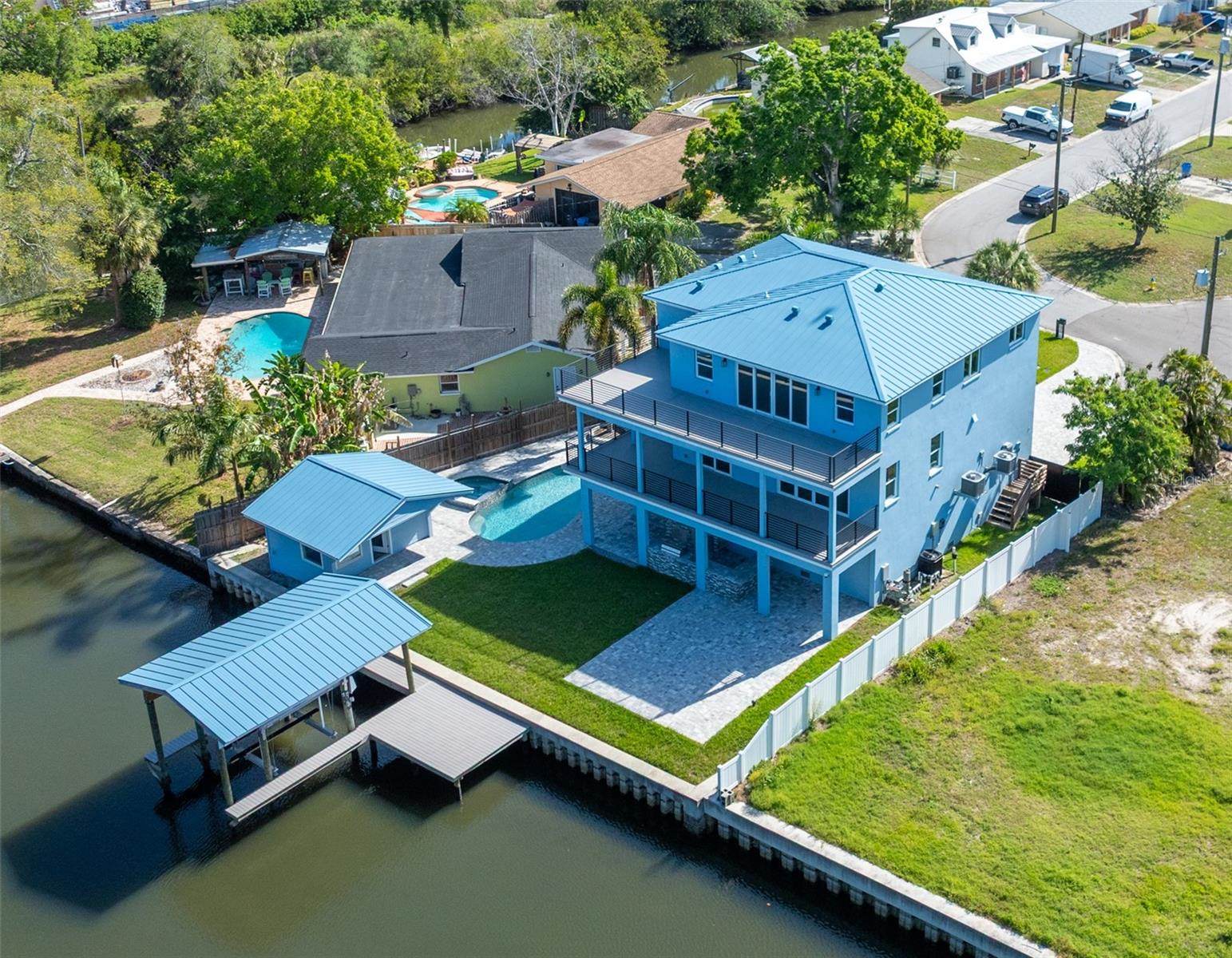 8717 Driftwood Drive, Tampa, FL 33615