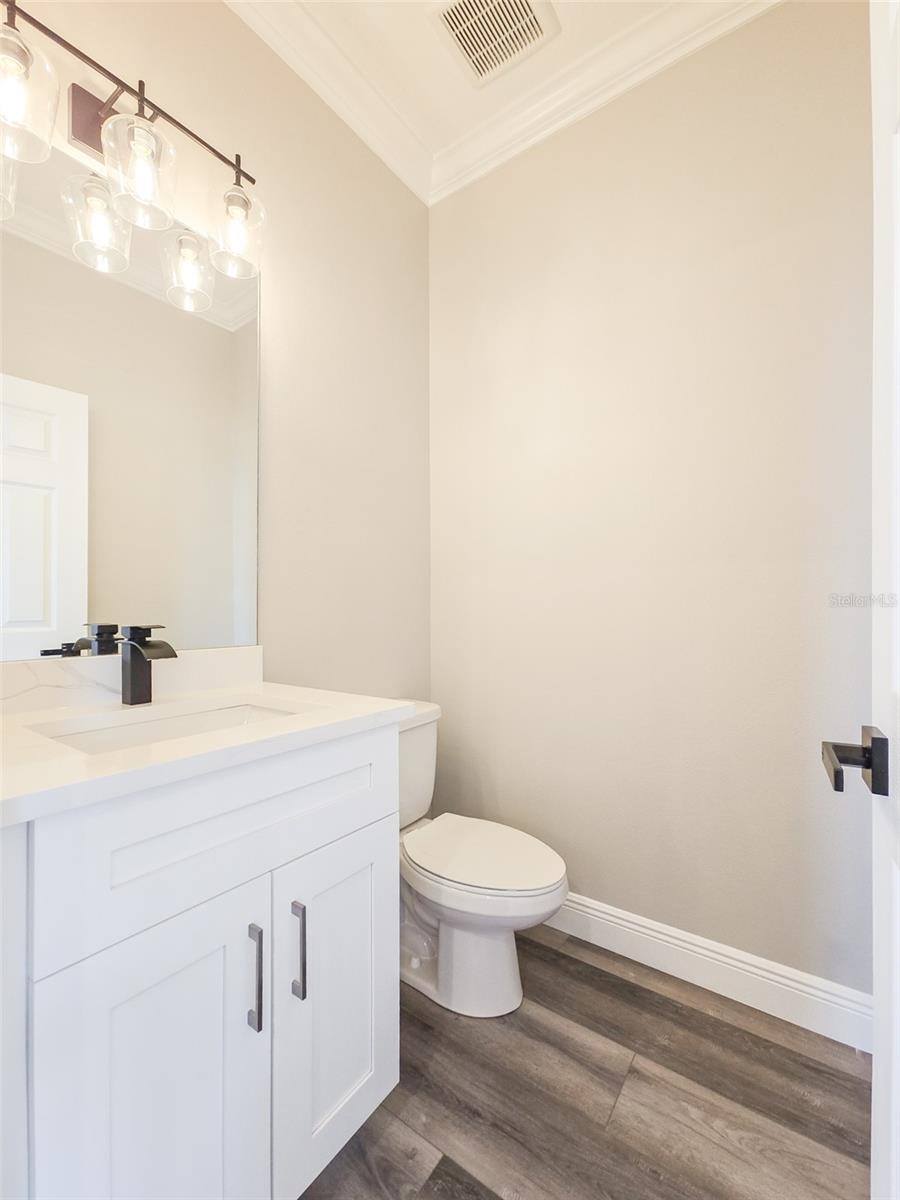 8717 Driftwood Drive, Tampa, FL 33615