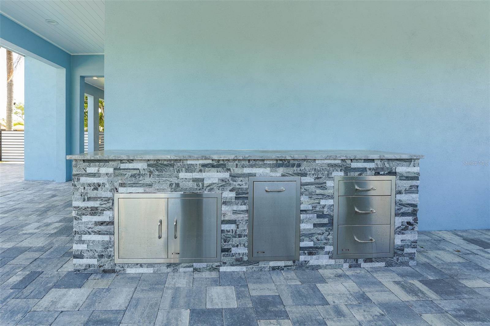 8717 Driftwood Drive, Tampa, FL 33615