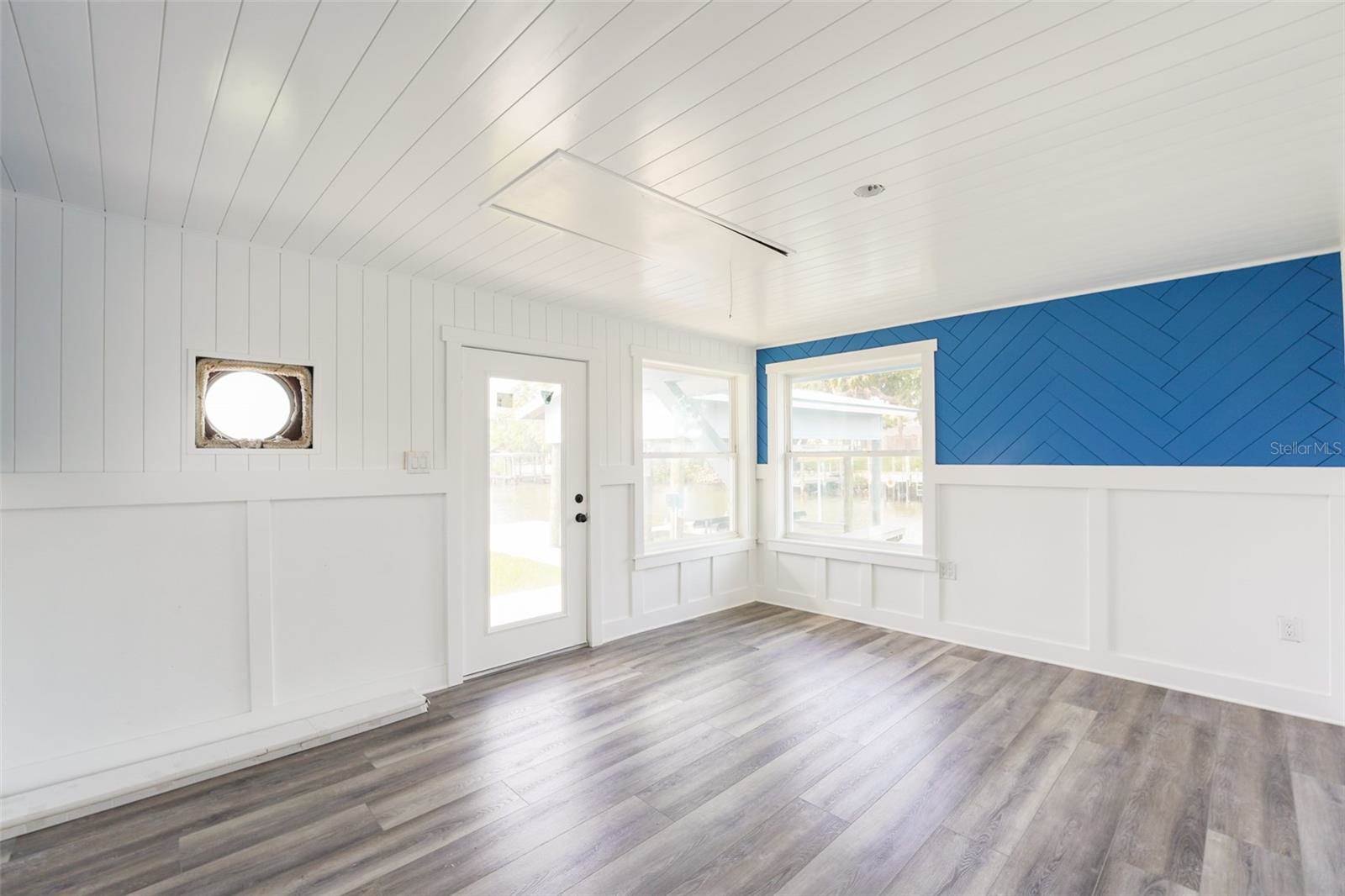 8717 Driftwood Drive, Tampa, FL 33615