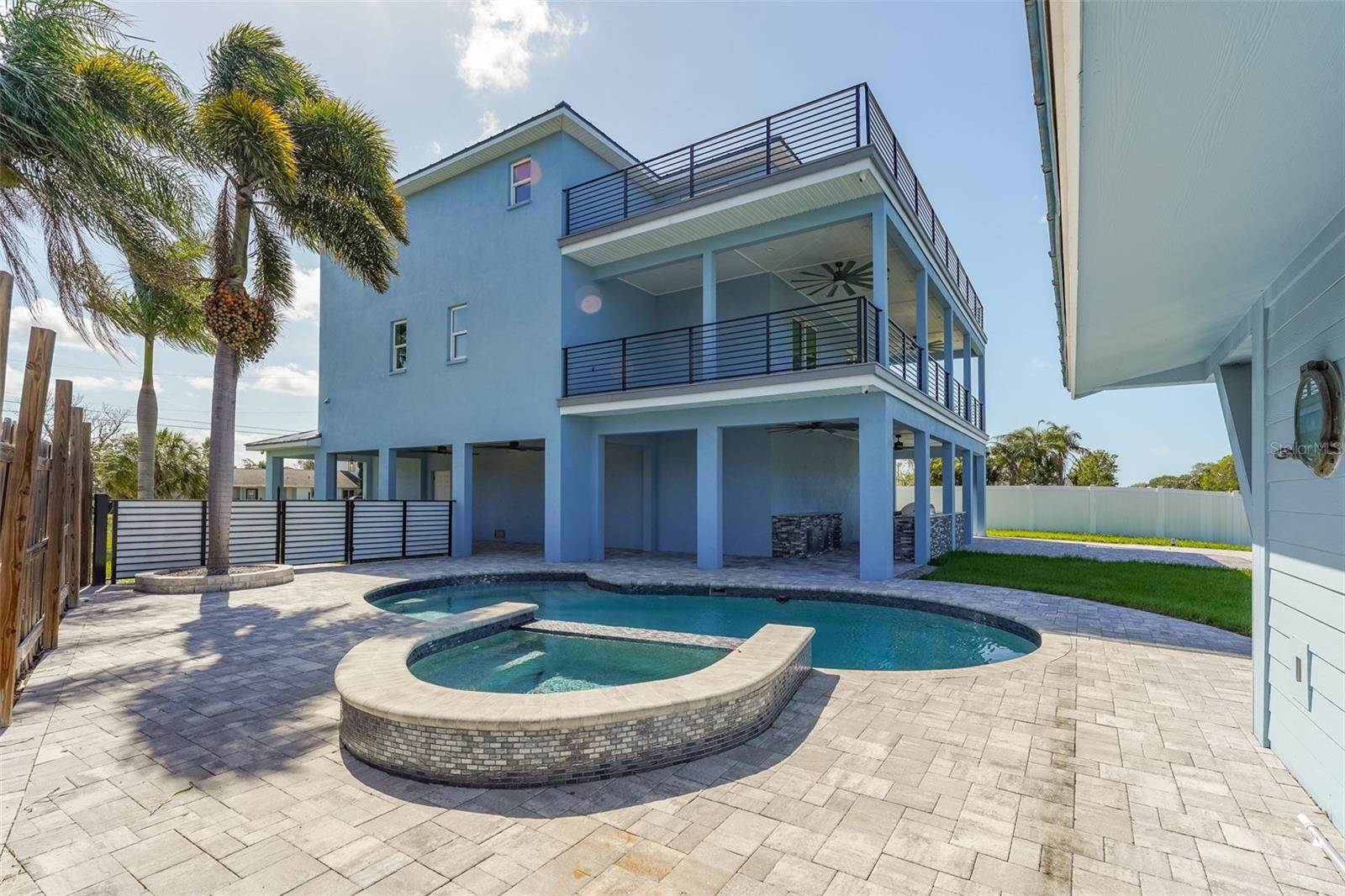 8717 Driftwood Drive, Tampa, FL 33615