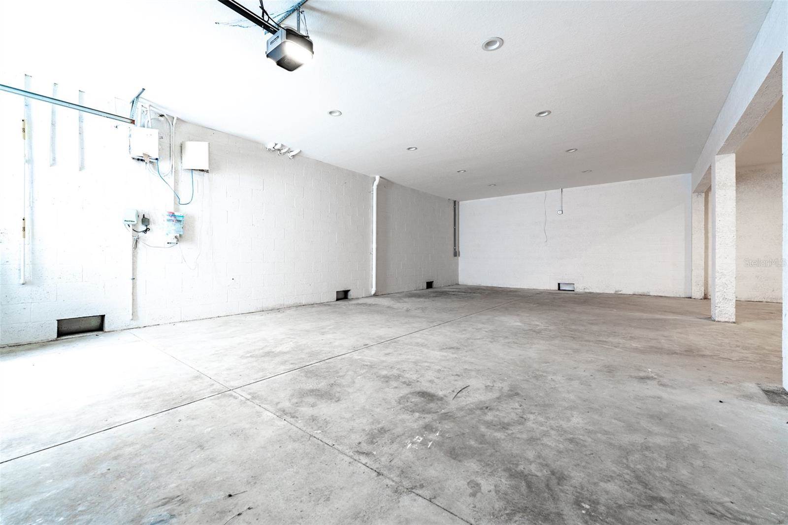 8717 Driftwood Drive, Tampa, FL 33615